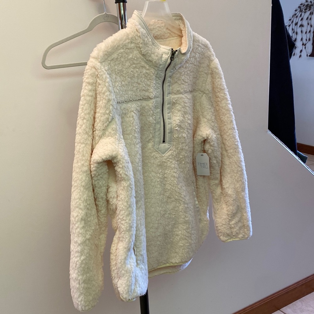 Fuzzy Quarter zip